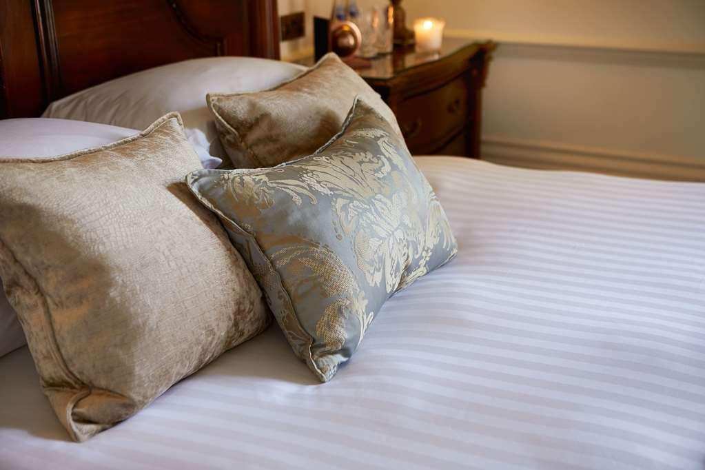 Macdonald Elmers Court Hotel Lymington Værelse billede