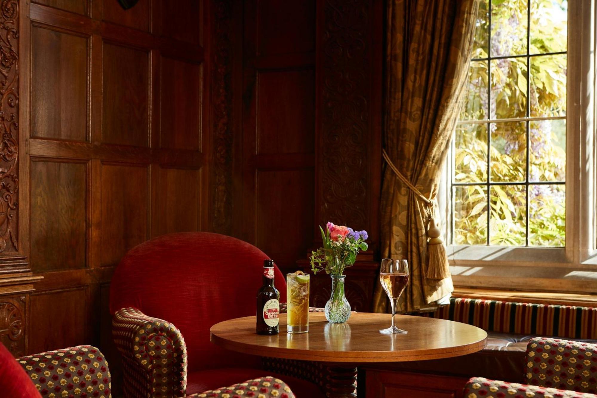 Macdonald Elmers Court Hotel Lymington Eksteriør billede
