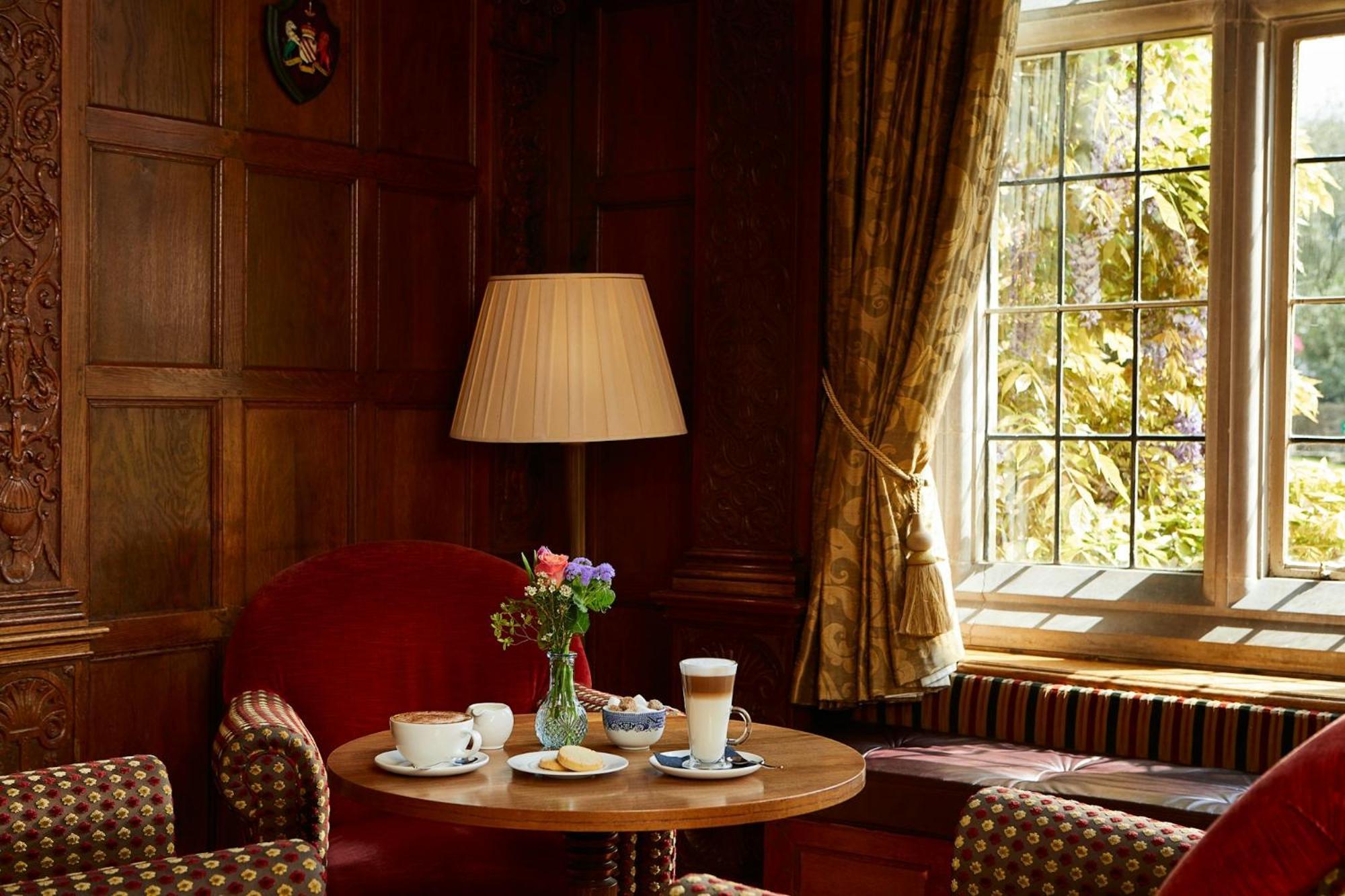 Macdonald Elmers Court Hotel Lymington Eksteriør billede